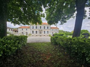 Propriété d’exception proche de Saintes