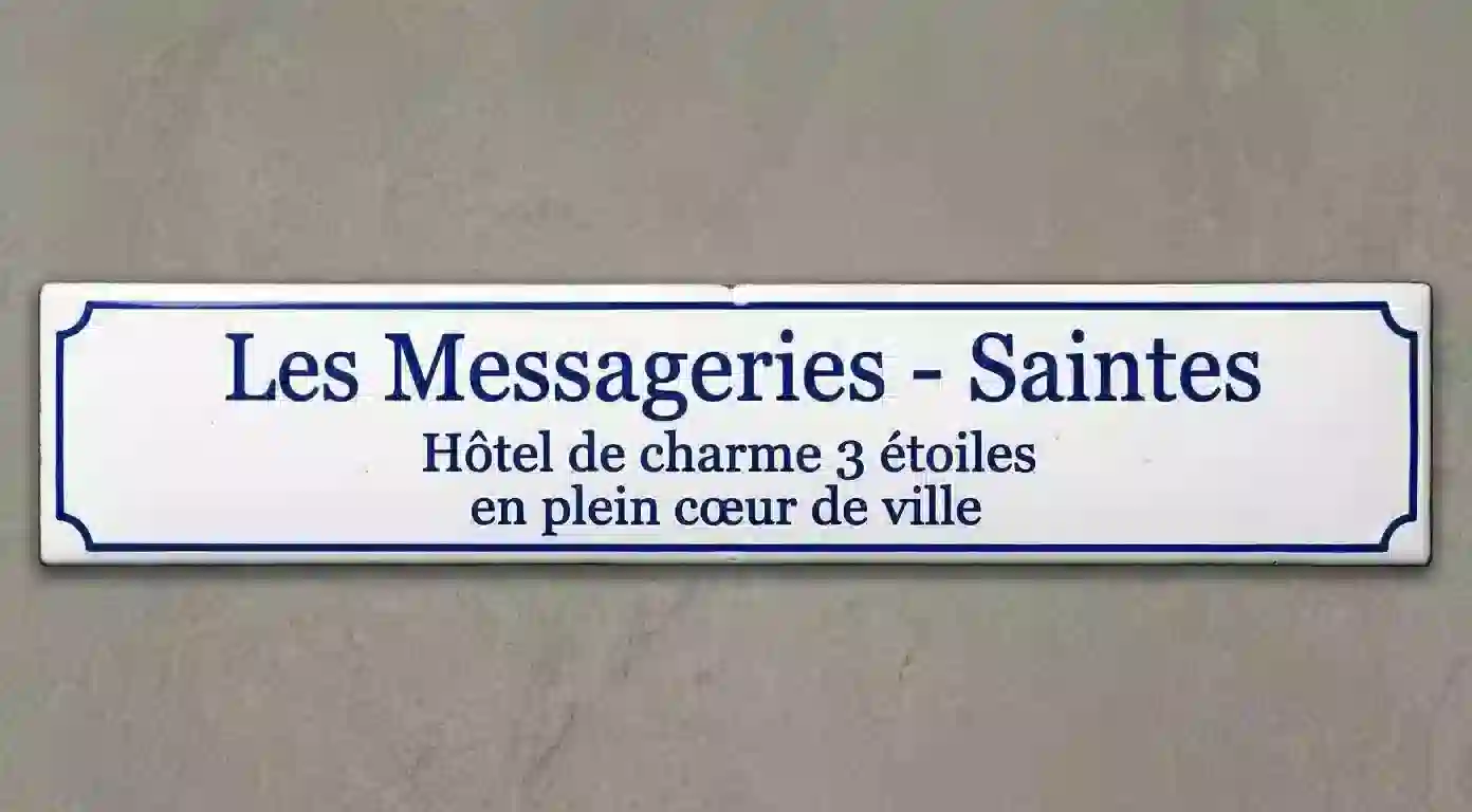 Hotel des messageries SAINTES 17 (1) (1)